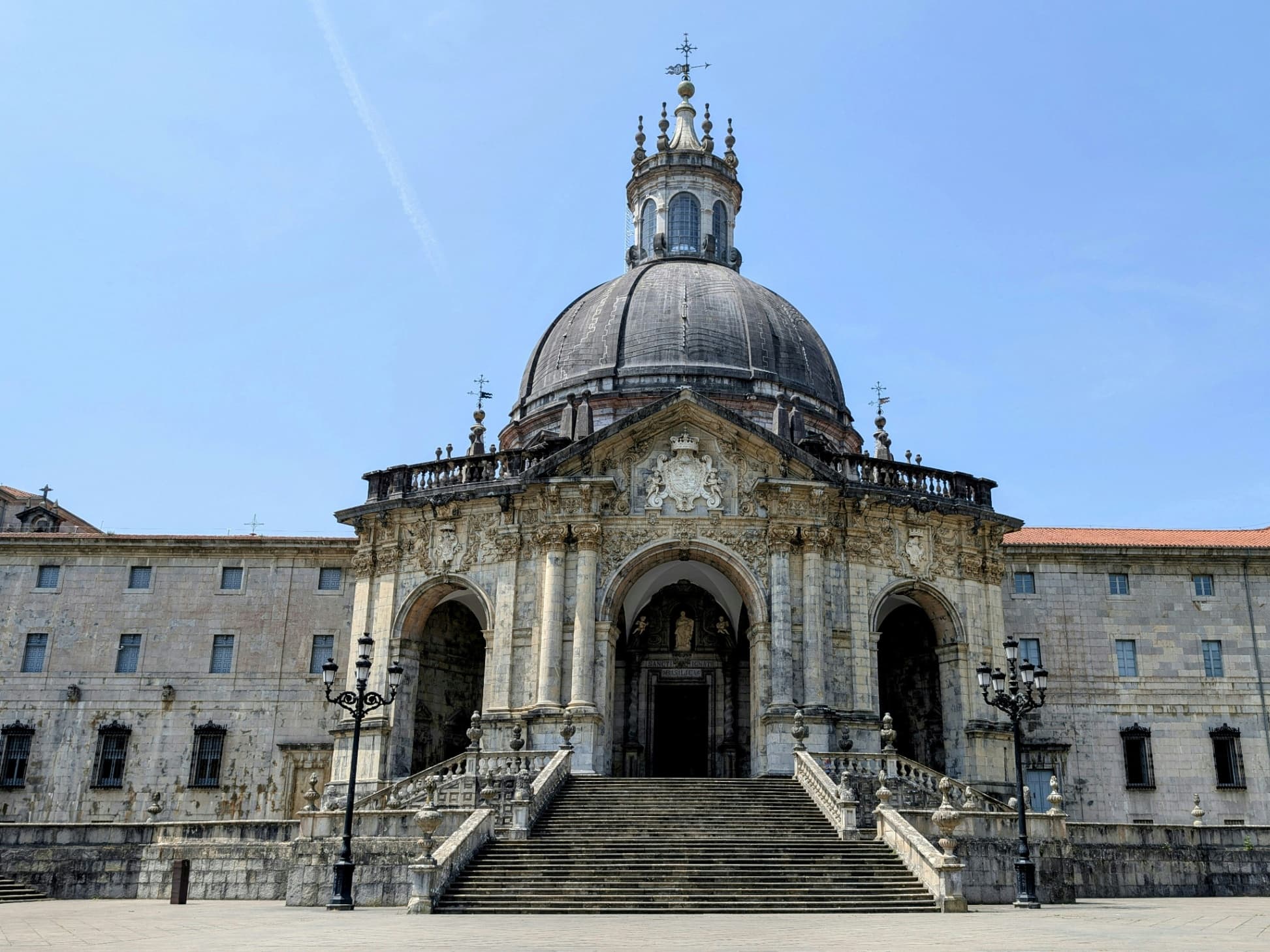 FATIMA, LOURDES, BARCELONA - Image 5