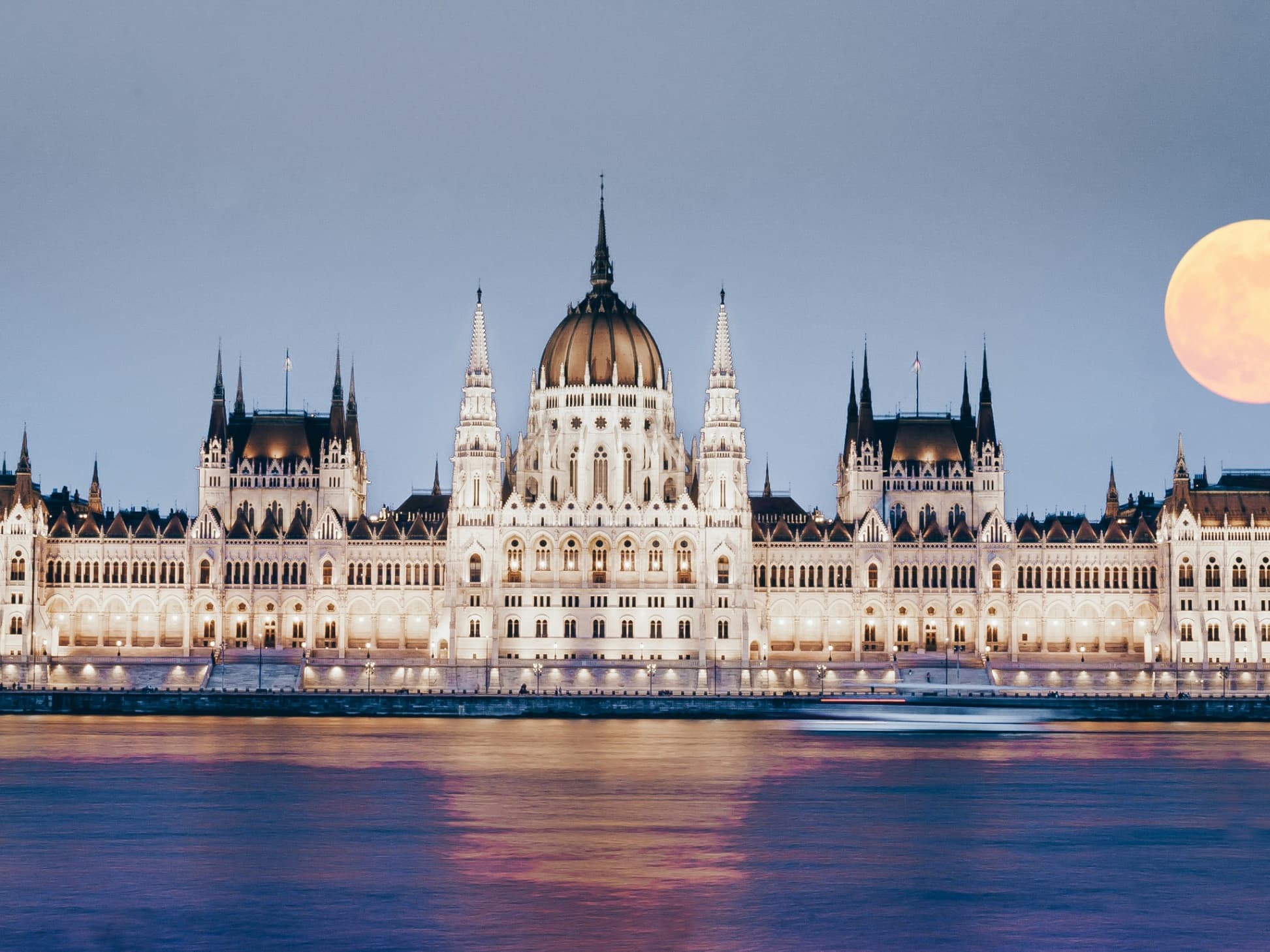VIKING VIDAR CRUISE - Grand European Tour - Image 8